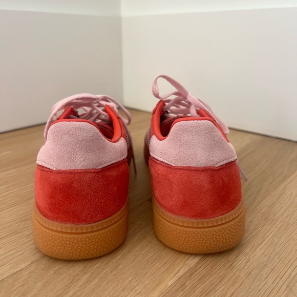 LIKE NEW Adidas Women's Handball Spezial Bright Red Clear Pink sneakers - Picture 4 of 5